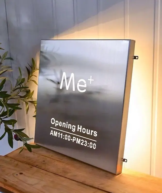 Retail acrylic light box display